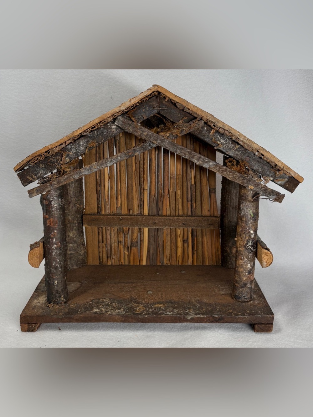 Vintage Rustic Wooden Folk Art Nativity Stable 10"